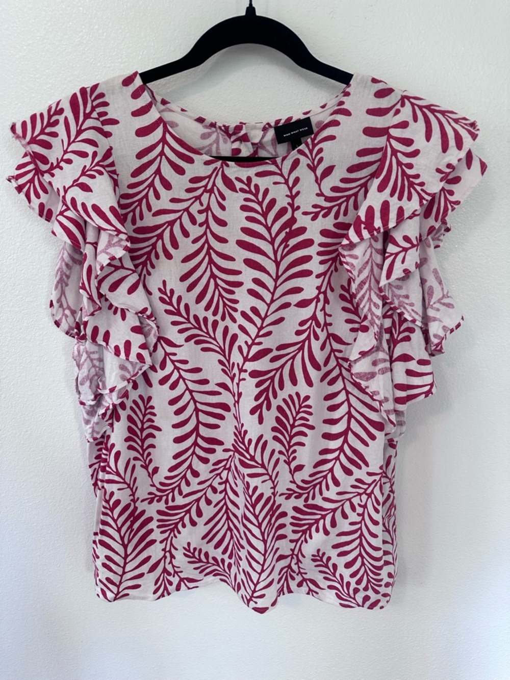 Who What Wear Red Leaf-Print Ruffle Sleeve Blouse